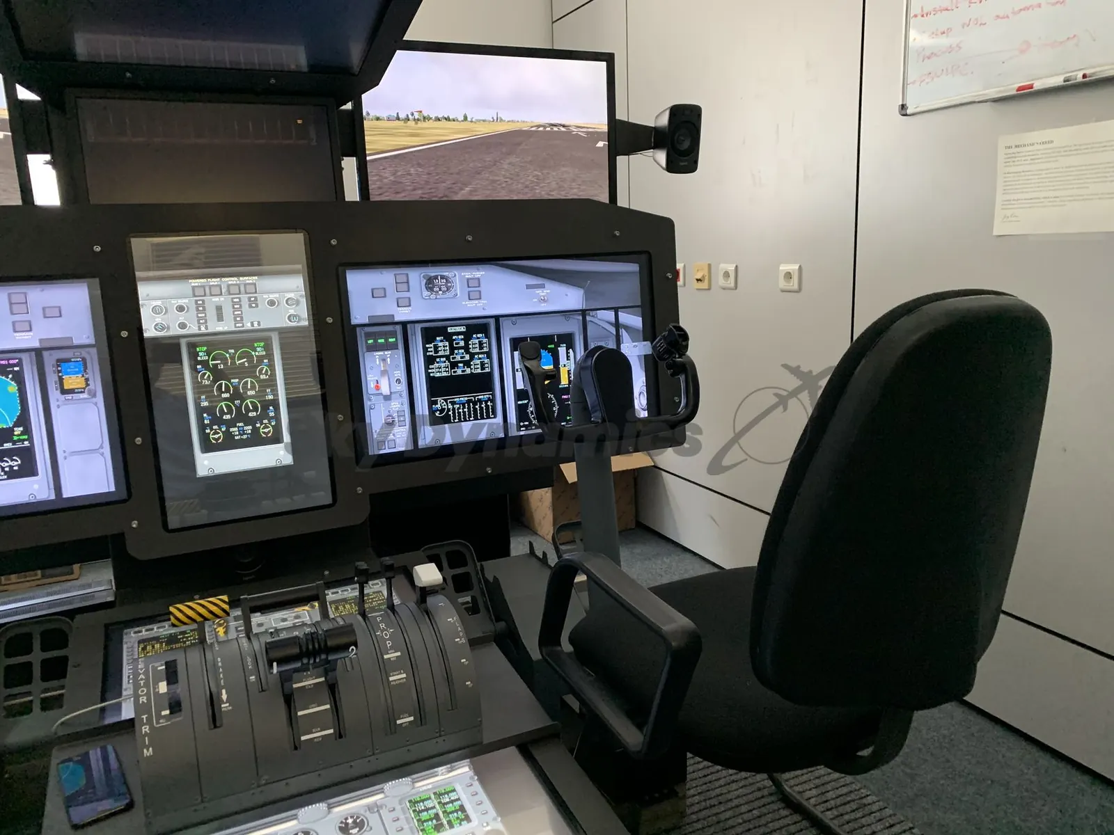 Bombardier Q400 simulator: IPT procedures trainer
