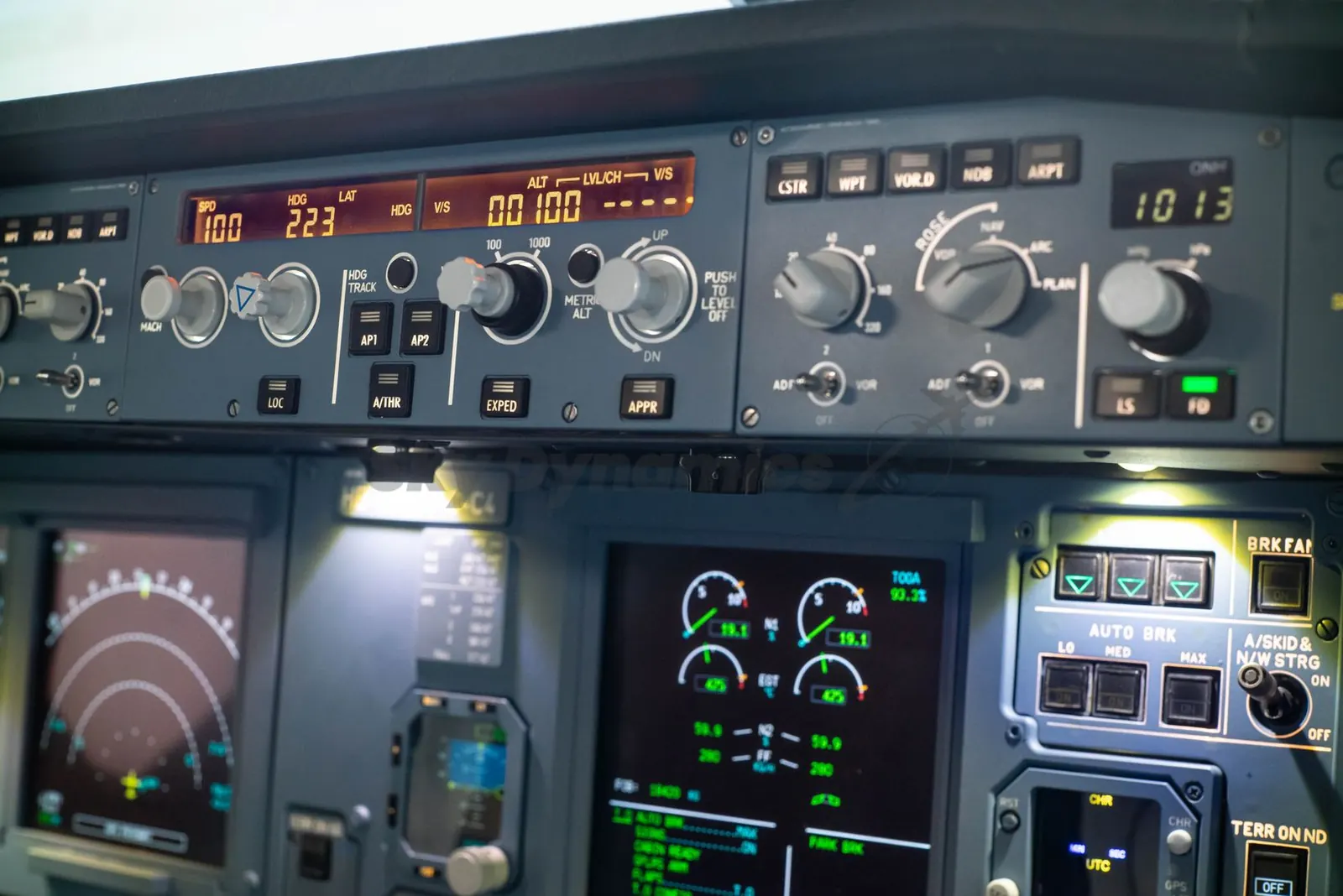 Airbus A320 FNPT II simulator: centre pedestal detail